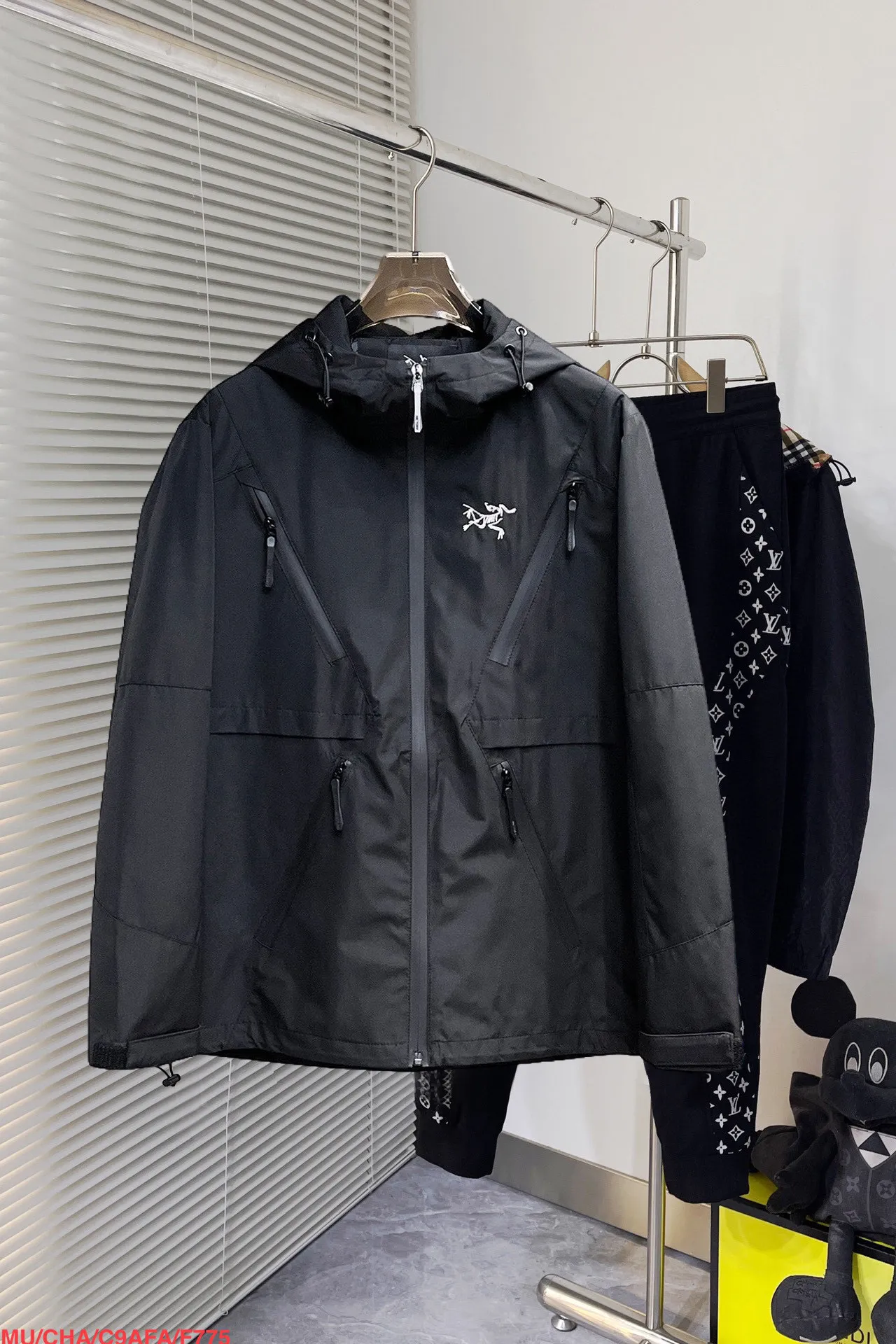 Same Style， ， 2026 New Arrival ，Original Premium Breathable ， ， ， Quality。 ， Sizes：M～3XL，